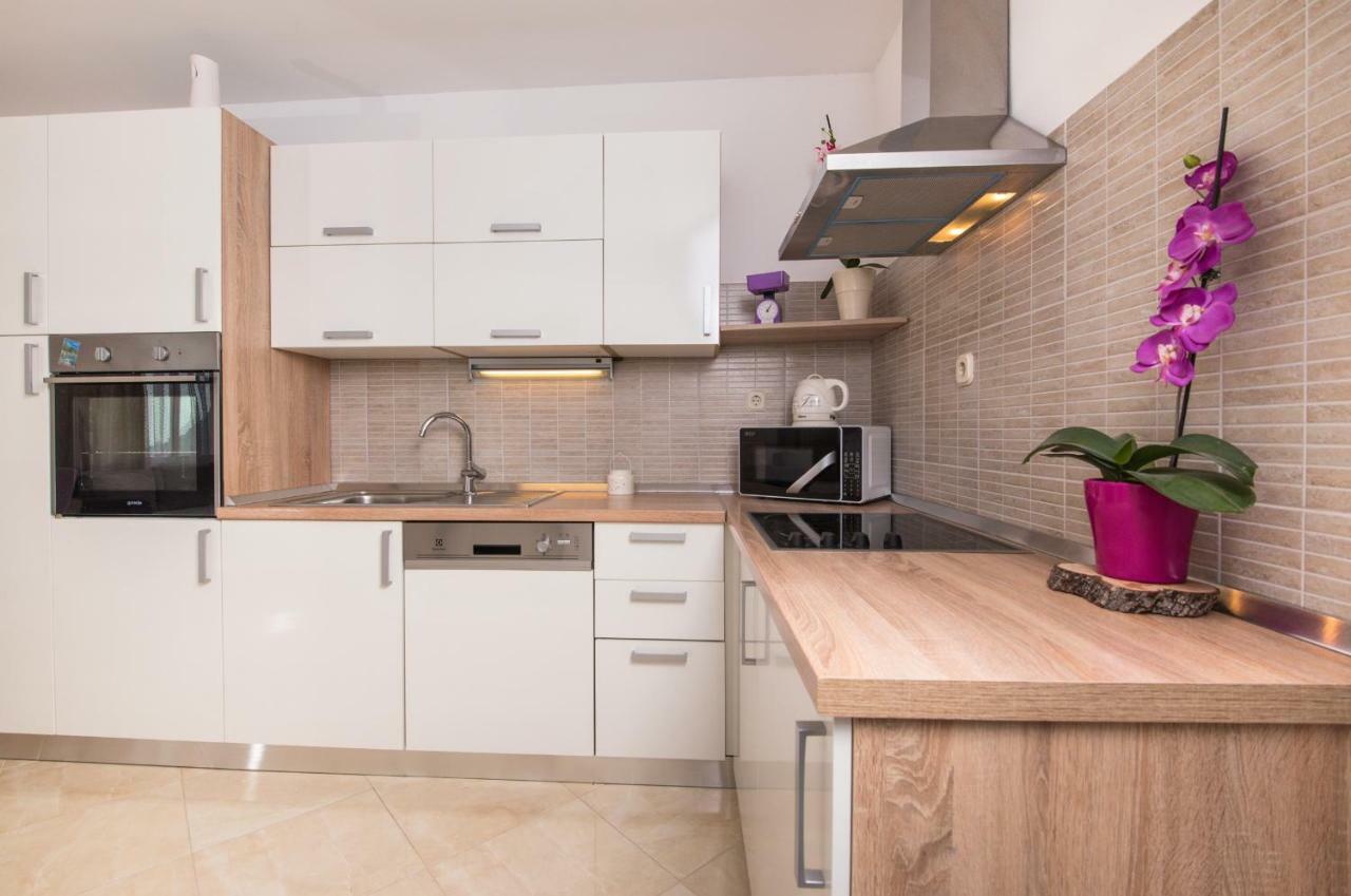 Apartment Kristina Veliko Brdo  Buitenkant foto